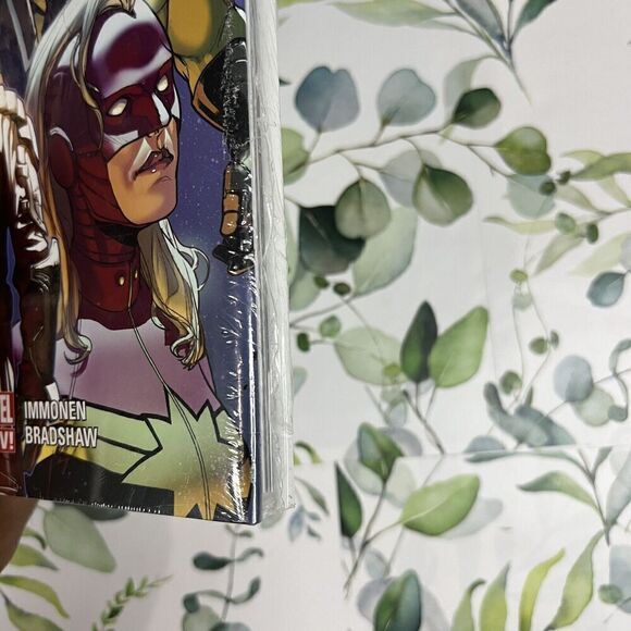 Sealed *Brand New* Guardians of the Galaxy #2 (Marvel Comics 2016) - Picture 3 of 6